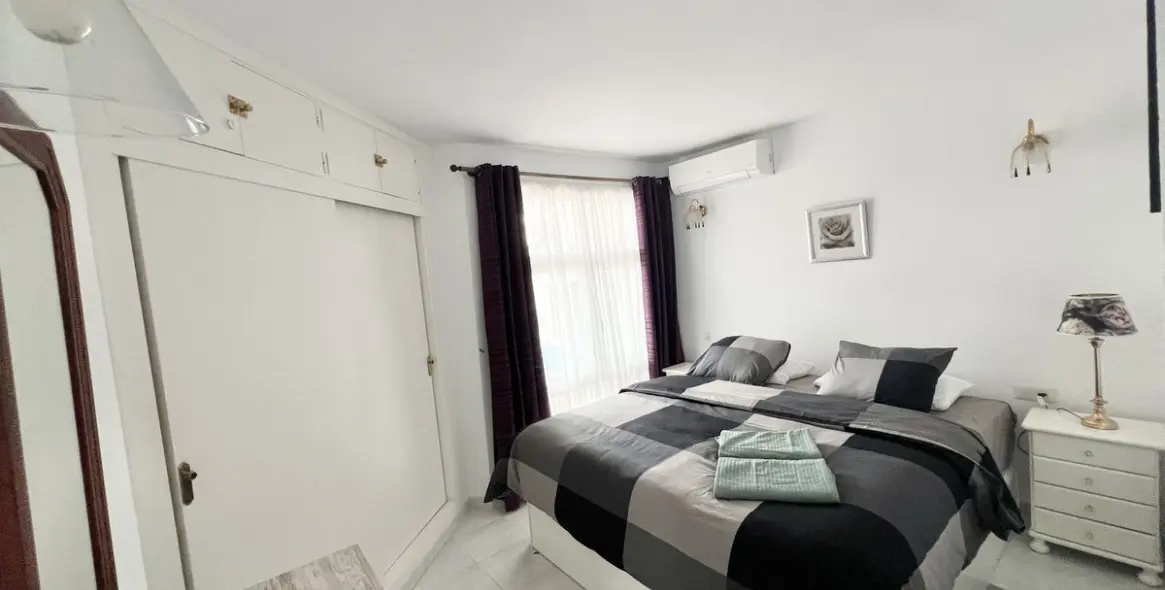 Краткосрочная аренда апартаментов на среднем этаже в Calahonda 16