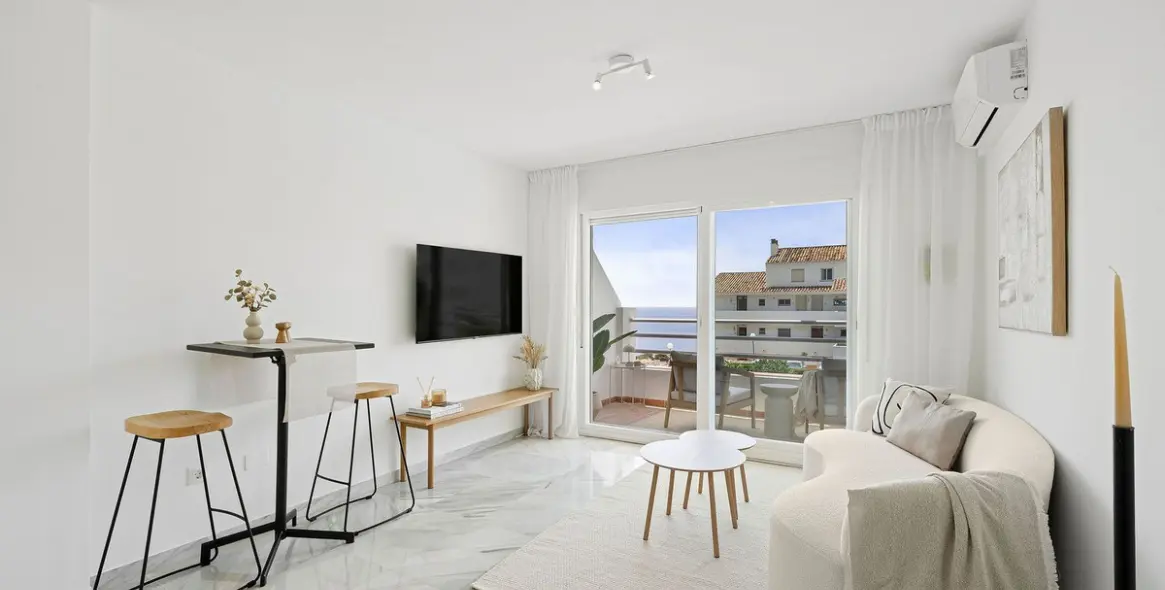 Short-term rent of middle floor apartment in Riviera del Sol 2