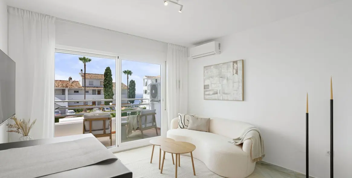 Short-term rent of middle floor apartment in Riviera del Sol 3