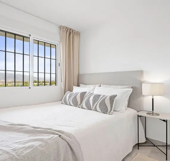 Short-term rent of middle floor apartment in Riviera del Sol