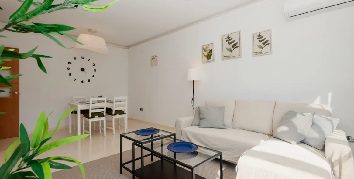 Долгосрочная аренда апартаментов на среднем этаже в Sierra Blanca 20