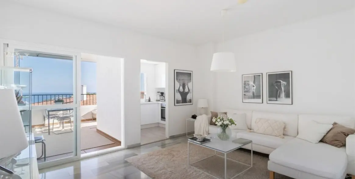 Долгосрочная аренда апартаментов на среднем этаже в Miraflores 1