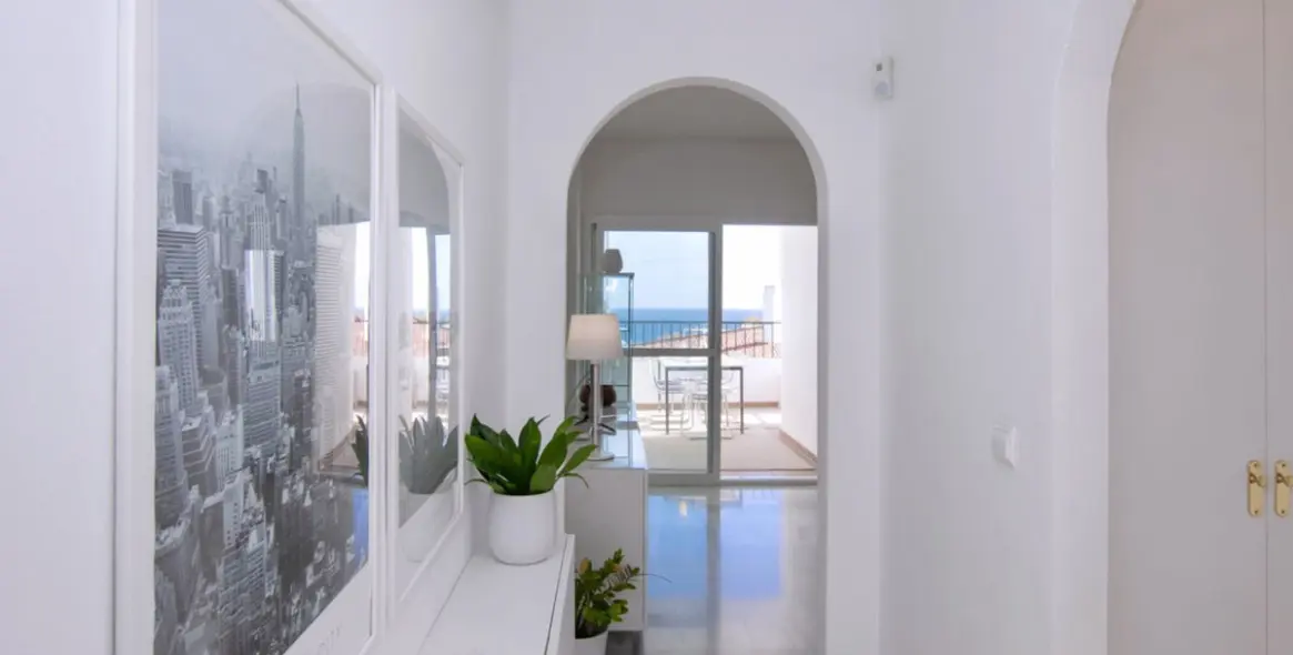 Долгосрочная аренда апартаментов на среднем этаже в Miraflores 15