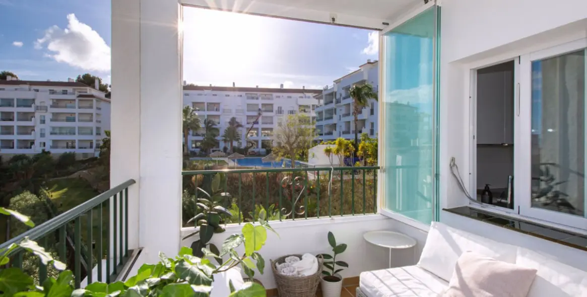 Long-term rent of middle floor apartment in Miraflores 28