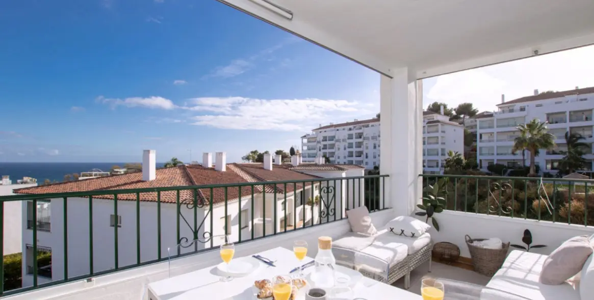 Long-term rent of middle floor apartment in Miraflores 29