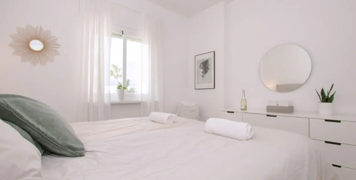 Long-term rent of middle floor apartment in Miraflores 33