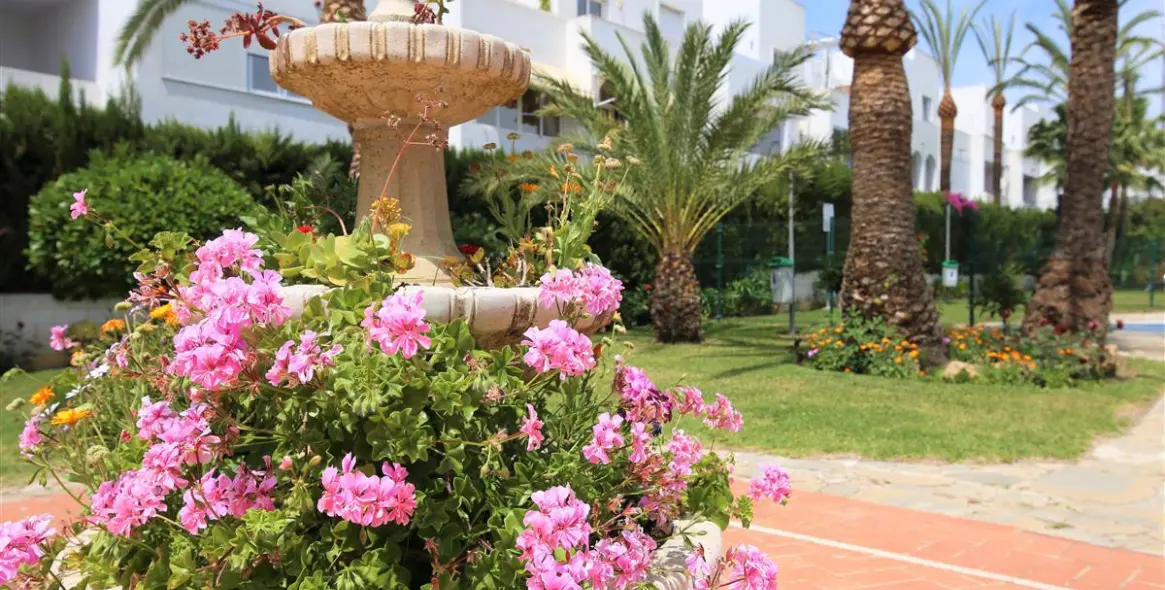 Short-term rent of penthouse in Estepona 21