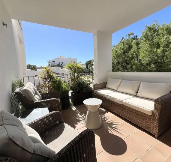 Краткосрочная аренда апартаментов на среднем этаже в La Cala de Mijas