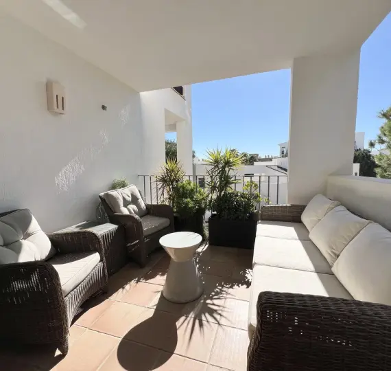 Краткосрочная аренда апартаментов на среднем этаже в La Cala de Mijas