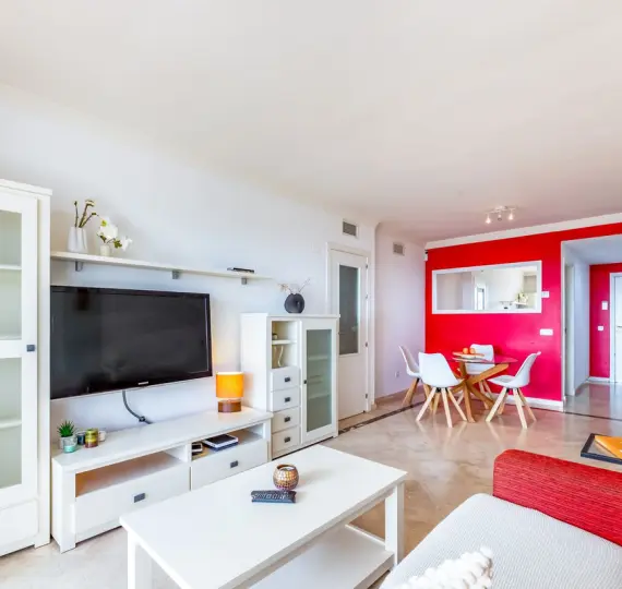 Долгосрочная аренда апартаментов на среднем этаже в Manilva