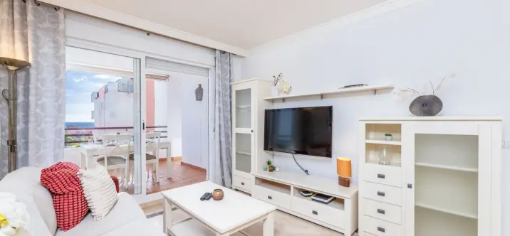 Долгосрочная аренда апартаментов на среднем этаже в Manilva 2