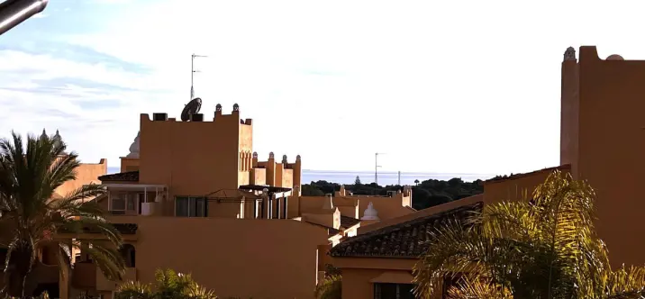 Short-term rent of ground floor apartment in Elviria 3