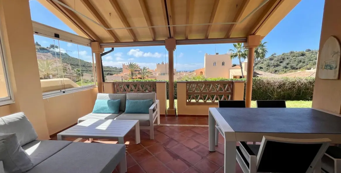 Short-term rent of ground floor apartment in Elviria 6