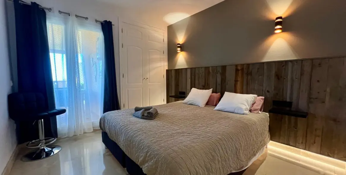 Short-term rent of ground floor apartment in Elviria 16