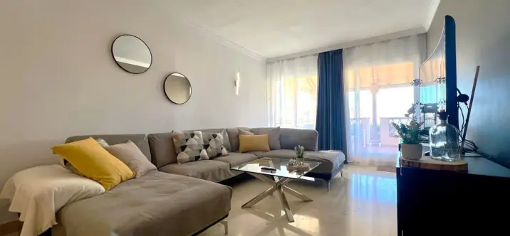 Short-term rent of ground floor apartment in Elviria 4
