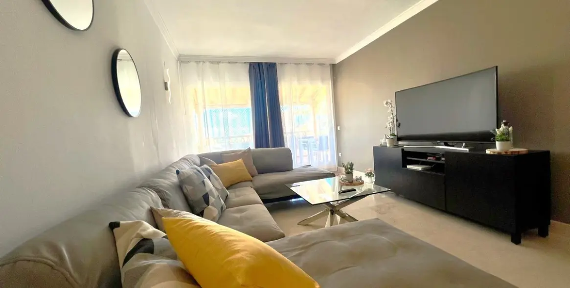 Short-term rent of ground floor apartment in Elviria 6