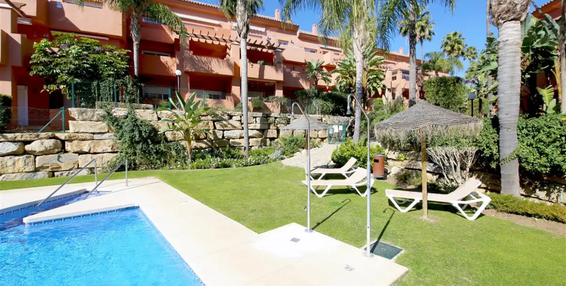 Short-term rent of ground floor apartment in Estepona 20