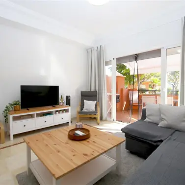 Short-term rent of ground floor apartment in Estepona