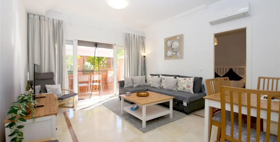 Alquiler a corto plazo de apartamento en planta baja en Estepona 15