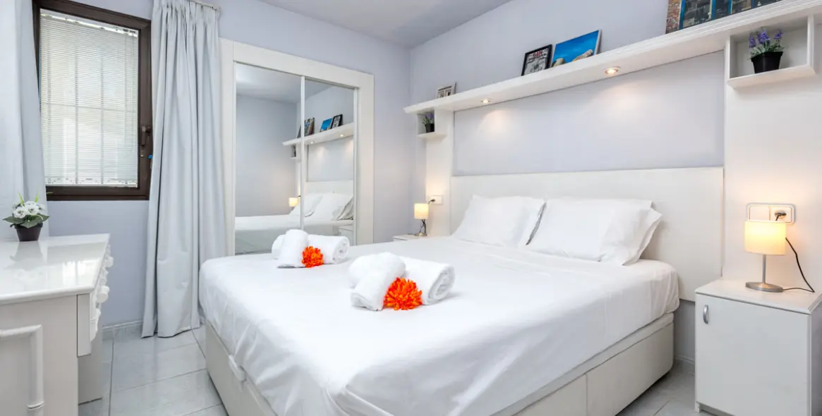 Краткосрочная аренда апартаментов на среднем этаже в Calahonda 10