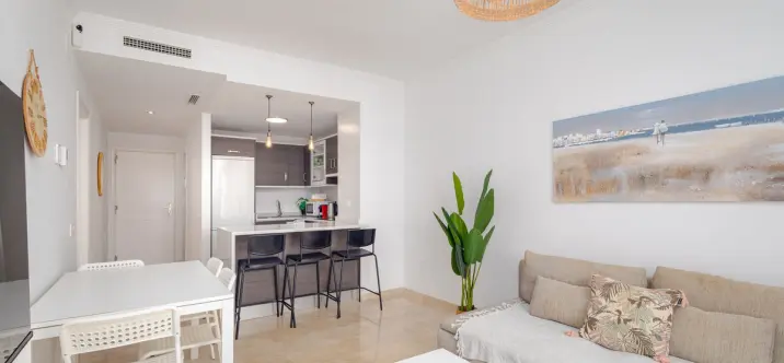 Долгосрочная аренда апартаментов на среднем этаже в Manilva 2