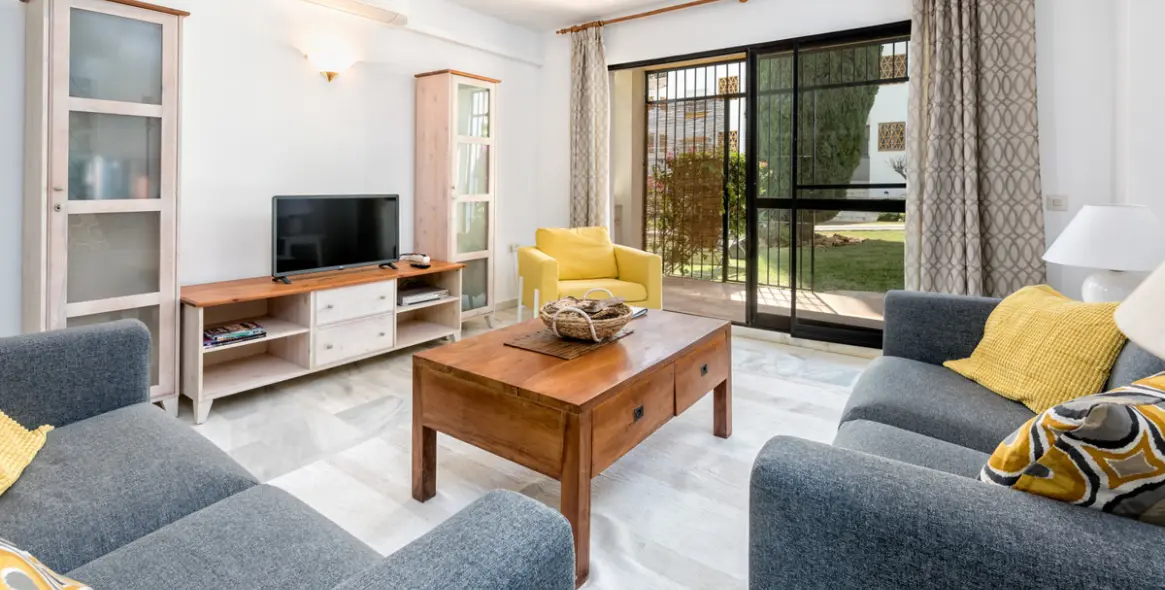 Краткосрочная аренда апартаментов на первом этаже в Calahonda 4