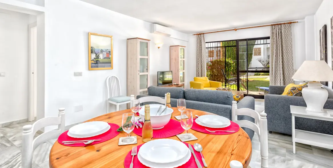 Краткосрочная аренда апартаментов на первом этаже в Calahonda 5