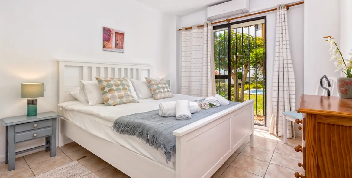 Краткосрочная аренда апартаментов на первом этаже в Calahonda 6