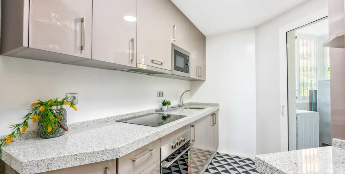 Краткосрочная аренда апартаментов на первом этаже в Calahonda 10