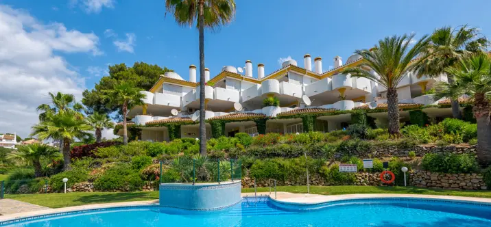 Short-term rent of ground floor apartment in Calahonda 0