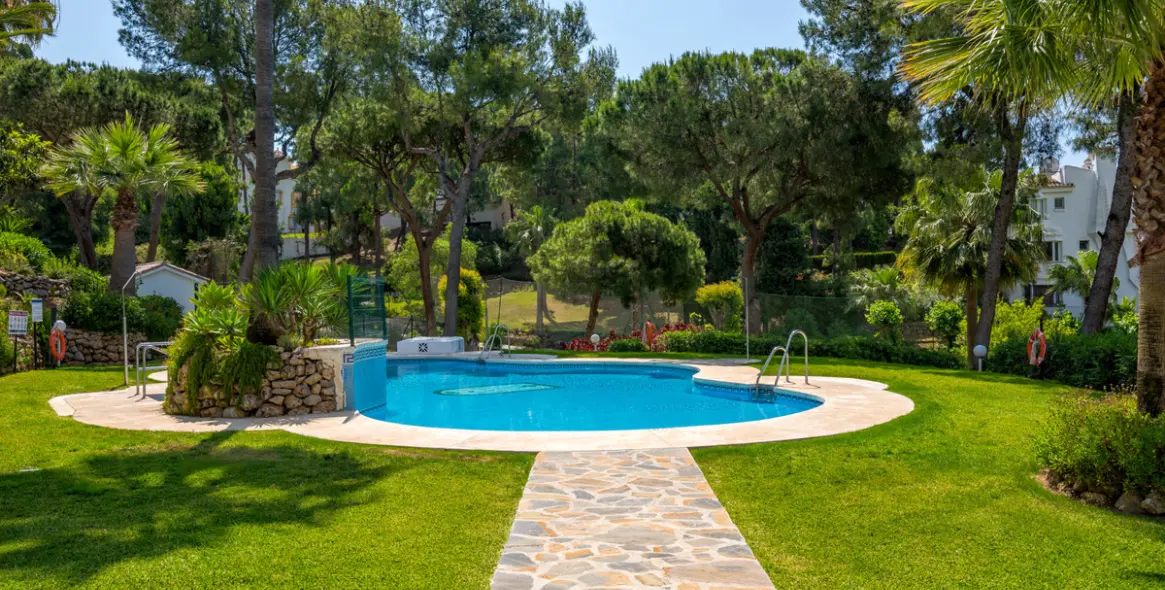 Short-term rent of ground floor apartment in Calahonda 3