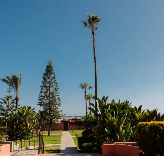 Long-term rent of middle floor apartment in Costabella