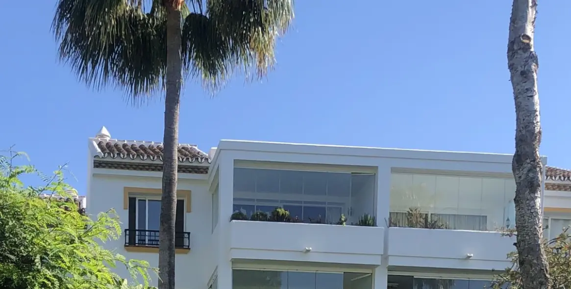 Short-term rent of penthouse in Miraflores 4