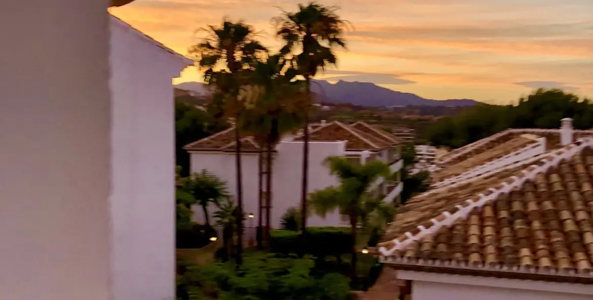 Short-term rent of penthouse in Miraflores 5