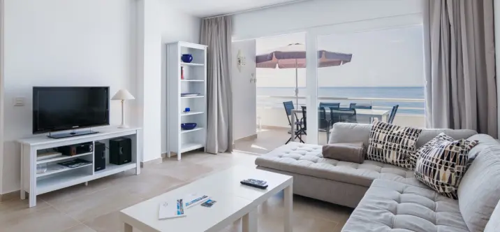 Short-term rent of penthouse in Mijas 4