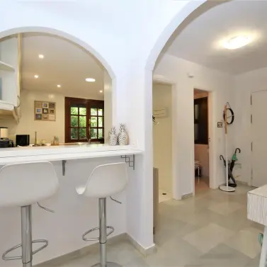 Краткосрочная аренда дома на две семьи в Estepona