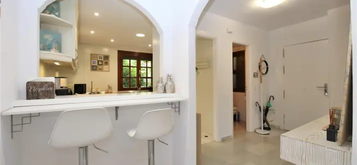 Alquiler a corto plazo de casa pareada en Estepona 4