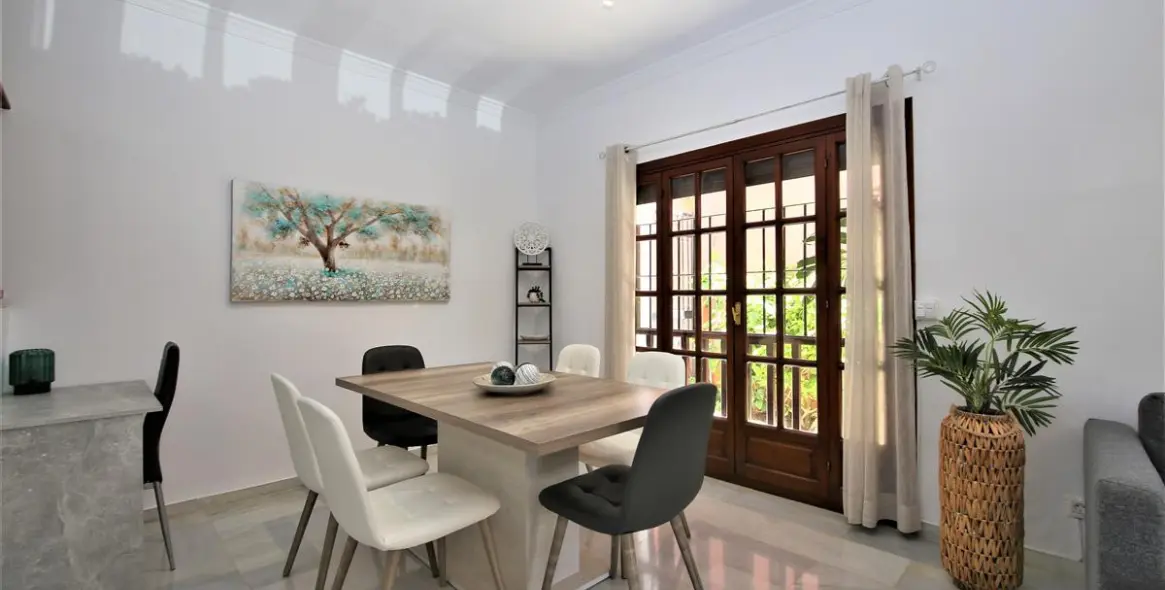 Short-term rent of semi-detached house in Estepona 6