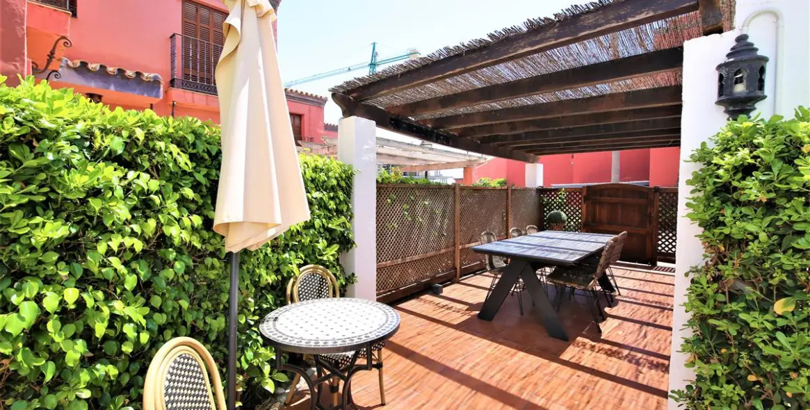 Short-term rent of semi-detached house in Estepona 7