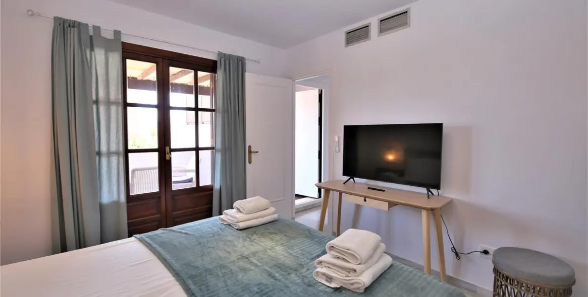 Short-term rent of semi-detached house in Estepona 10