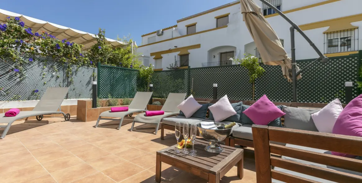 Краткосрочная аренда таунхауса в Marbella 1