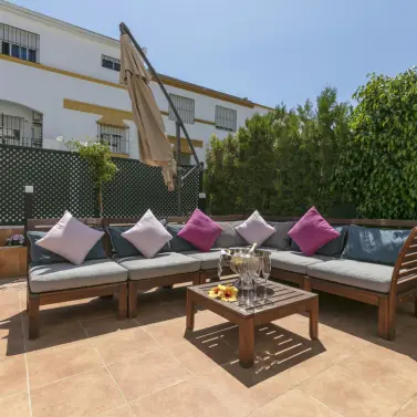 Short-term rent of townhouse in Marbella