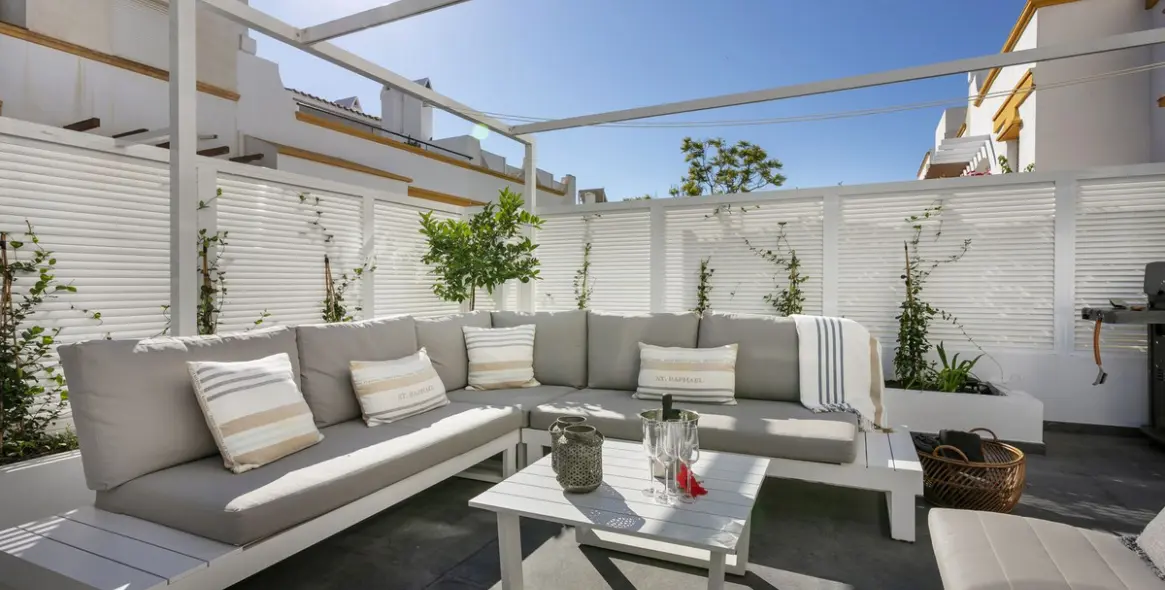 Short-term rent of semi-detached house in Marbella 4