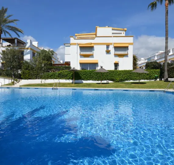 Краткосрочная аренда дома на две семьи в Marbella