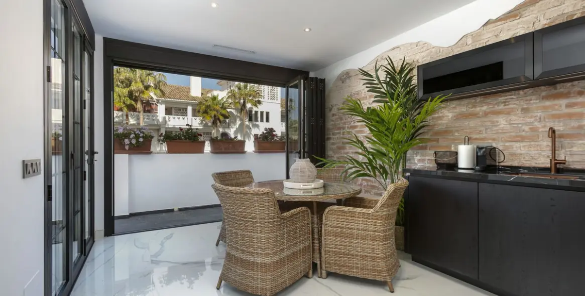 Short-term rent of semi-detached house in Marbella 6