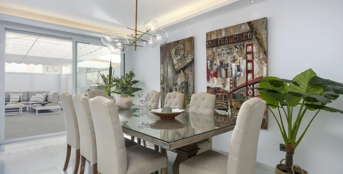 Short-term rent of semi-detached house in Marbella 11