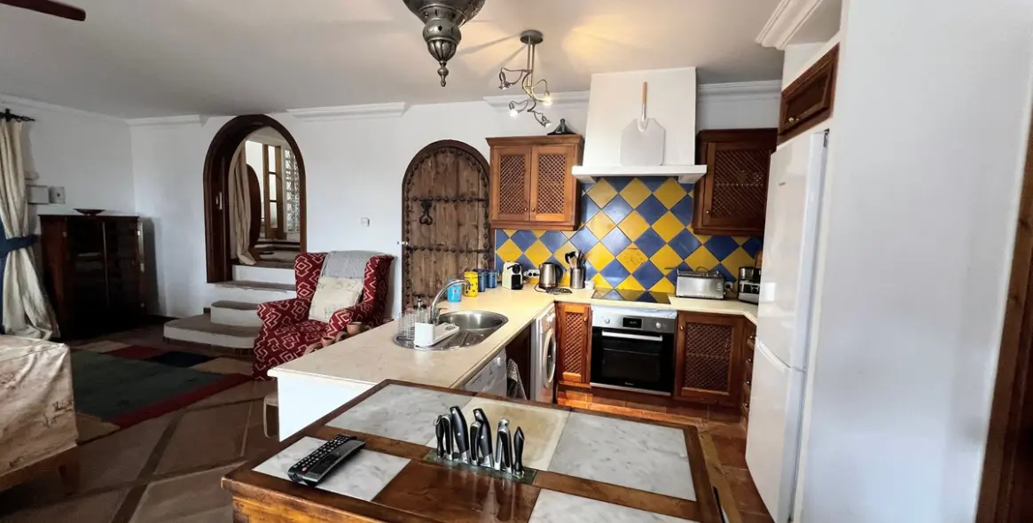 Краткосрочная аренда апартаментов на среднем этаже в La Heredia 3