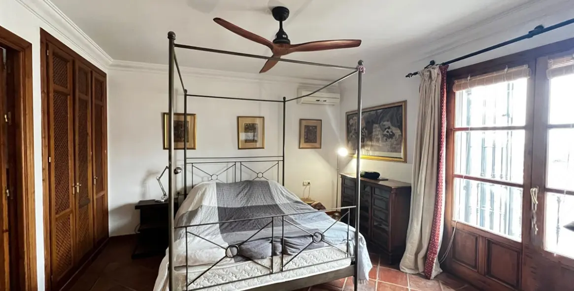 Краткосрочная аренда апартаментов на среднем этаже в La Heredia 9