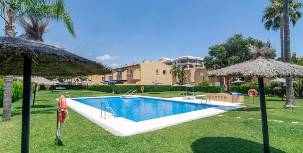 Краткосрочная аренда таунхауса в El Rosario 35