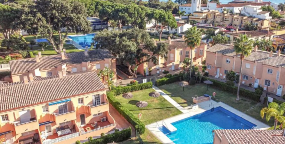 Краткосрочная аренда таунхауса в El Rosario 43